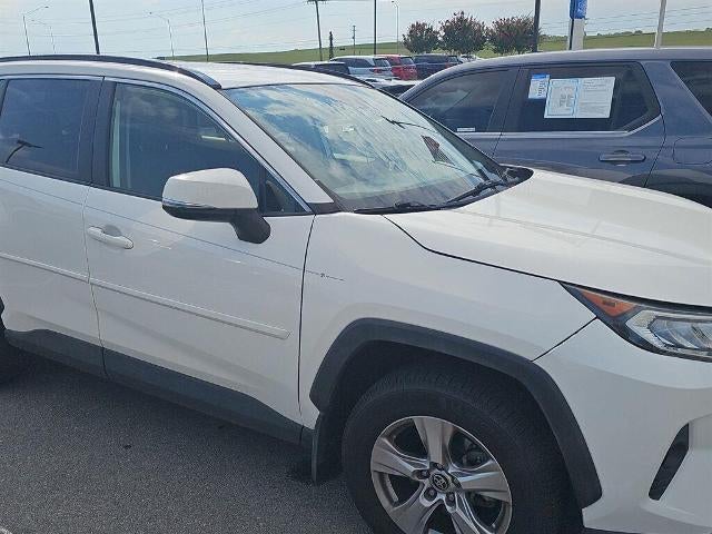 2020 Toyota RAV4 XLE FWD (Natl)