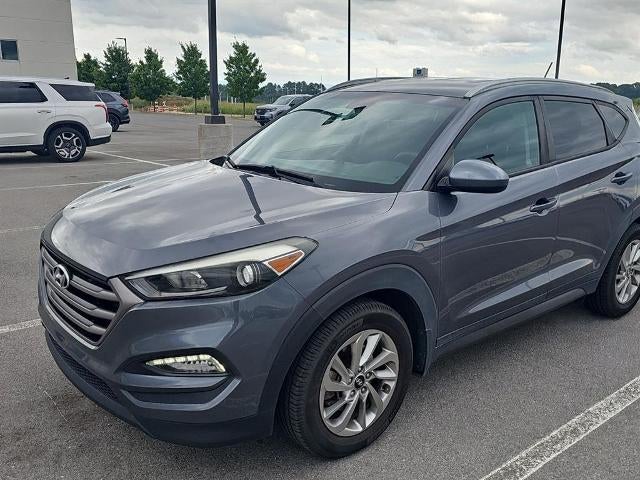 2016 Hyundai TUCSON FWD 4dr SE