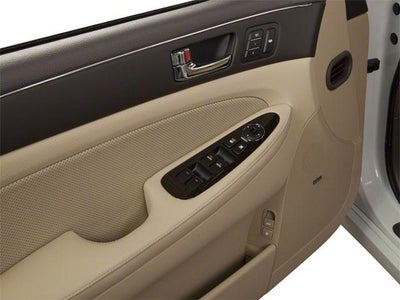 2010 Hyundai GENESIS 4dr Sdn 4.6L V8