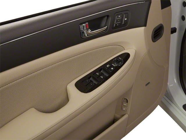 2010 Hyundai GENESIS 4dr Sdn 4.6L V8
