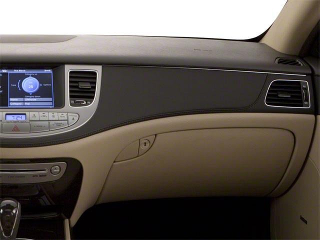 2010 Hyundai GENESIS 4dr Sdn 4.6L V8