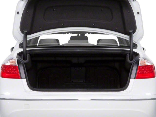 2010 Hyundai GENESIS 4dr Sdn 4.6L V8