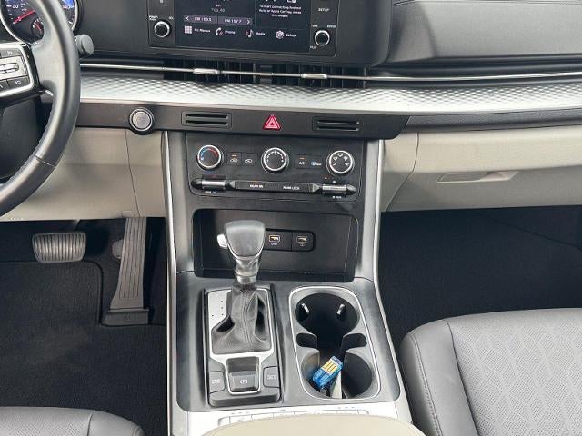 2023 Kia Carnival LX FWD w/Seat Pkg