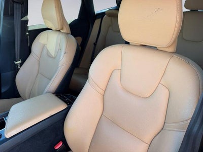 2019 Volvo XC60 T5 AWD Inscription