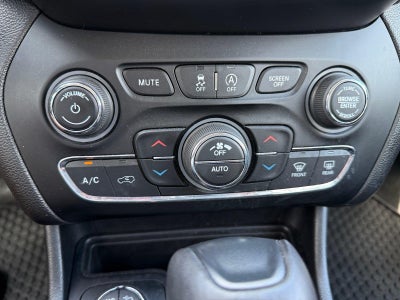 2019 Jeep CHEROKEE TRLHWK