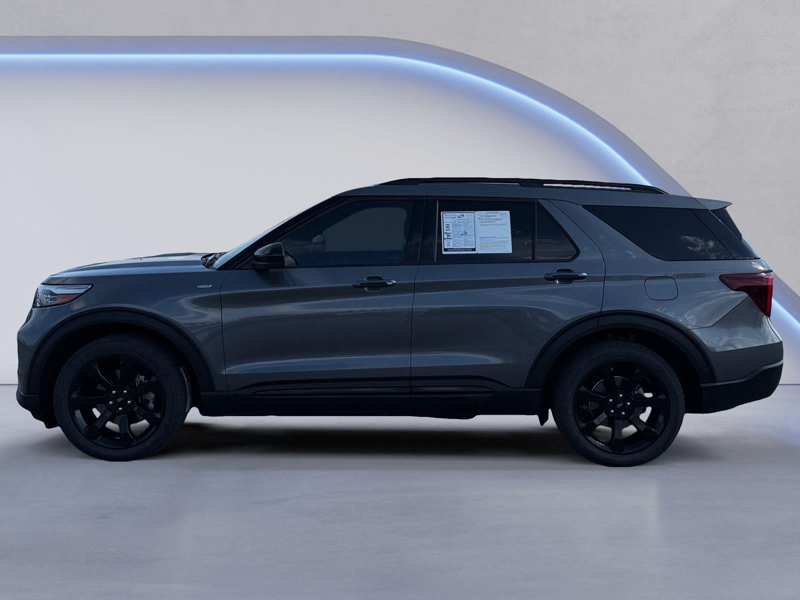 2022 Ford Explorer ST-Line
