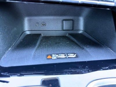 2025 Chevrolet Traverse FWD LT