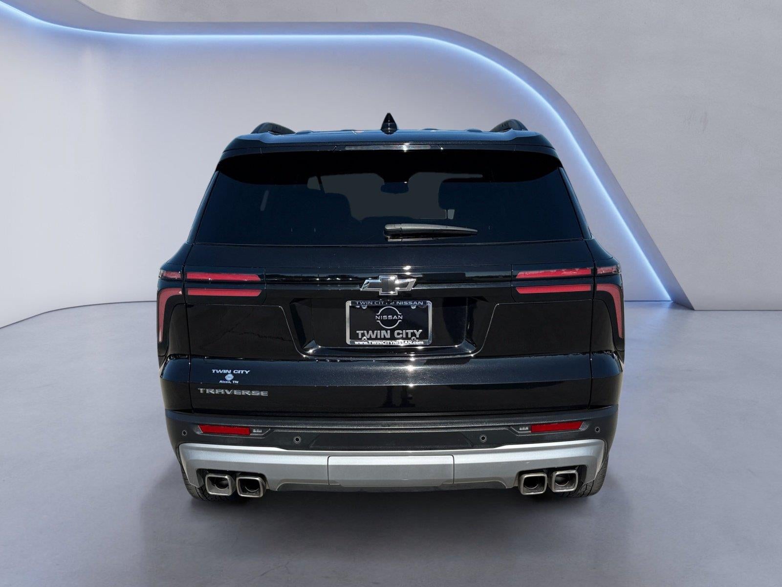 2025 Chevrolet Traverse FWD LT