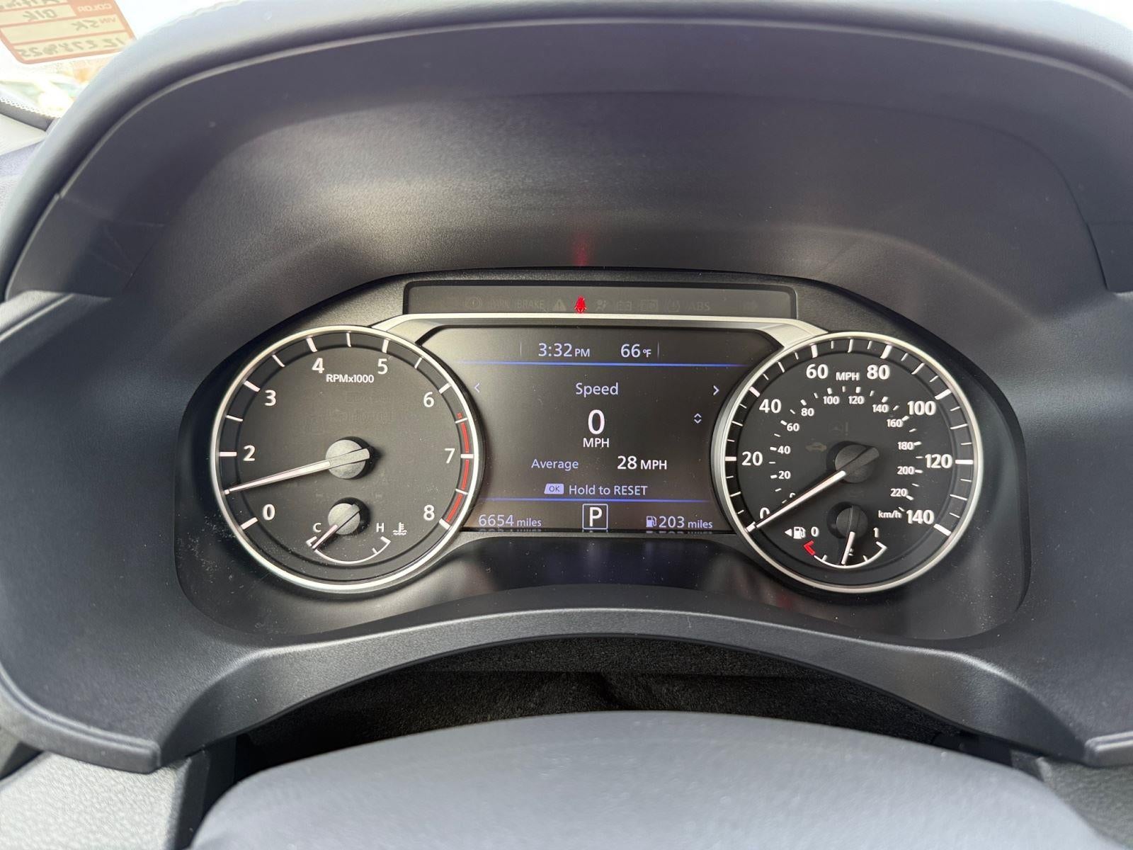 2025 Nissan Altima SR