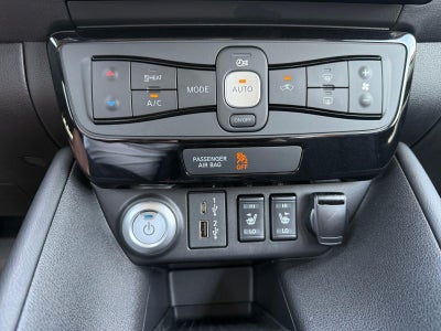 2022 Nissan LEAF SL PLUS