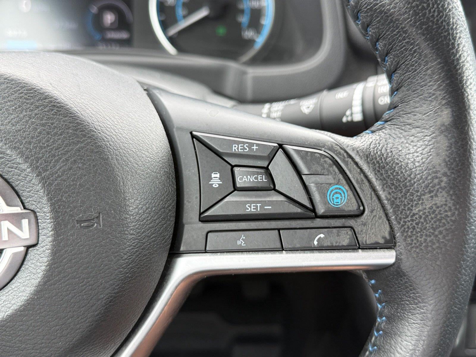 2023 Nissan Leaf SV PLUS