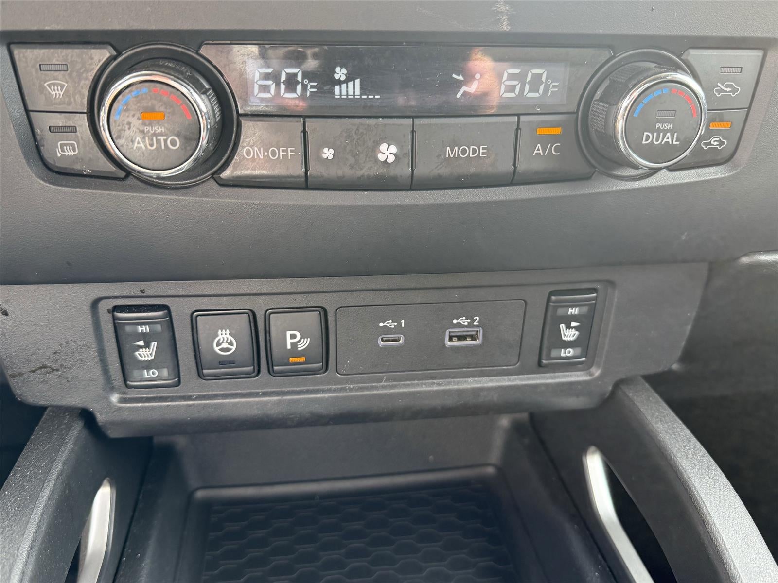 2022 Nissan Frontier SV