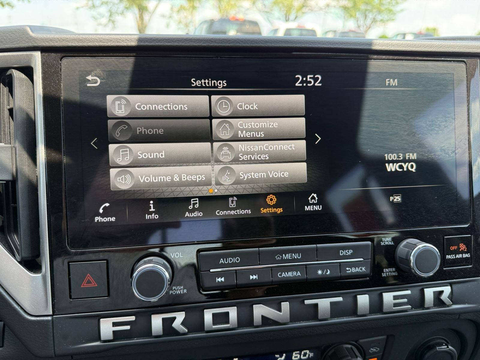2025 Nissan Frontier SV
