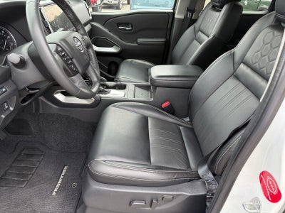 2025 Nissan Frontier SL