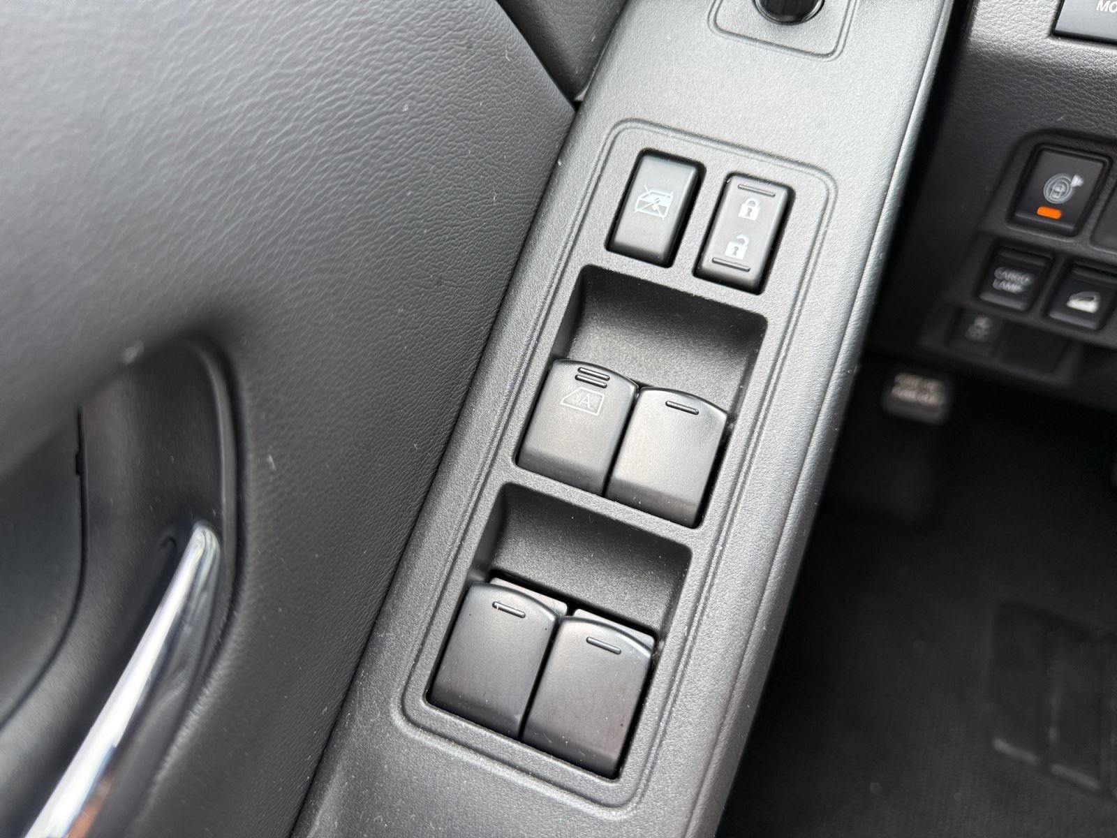 2025 Nissan Frontier SL