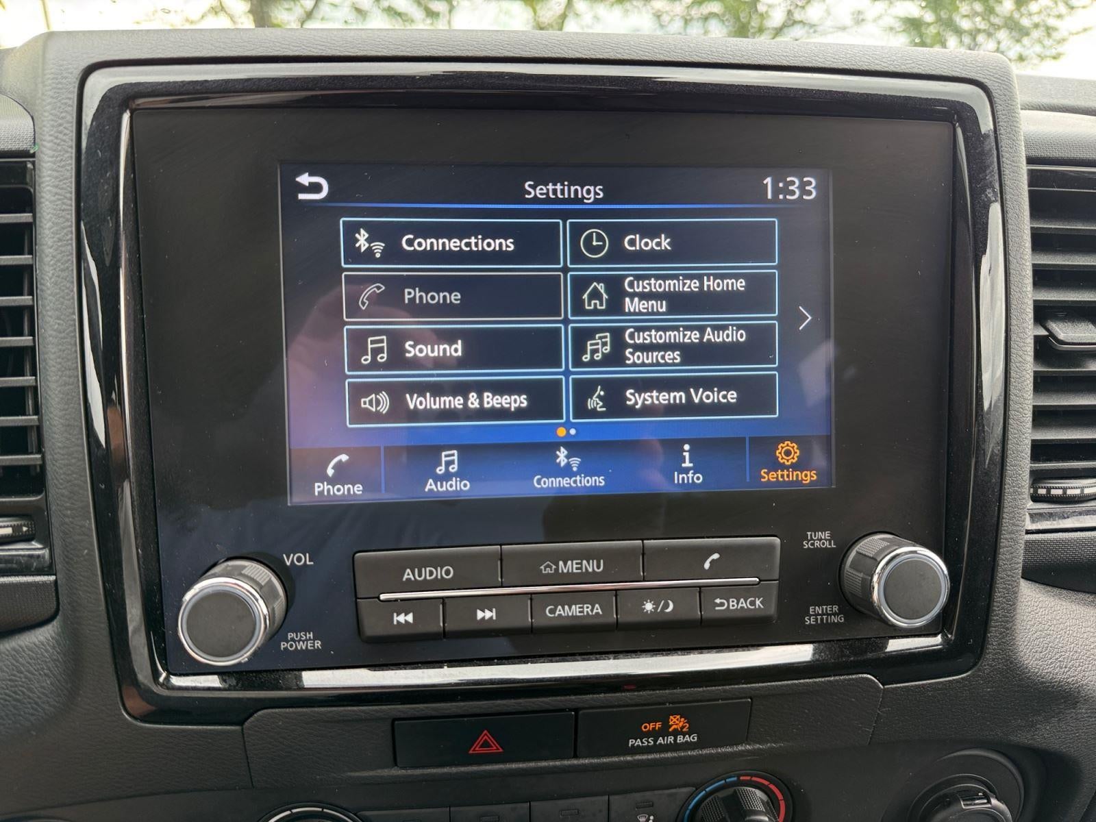 2023 Nissan Frontier SV