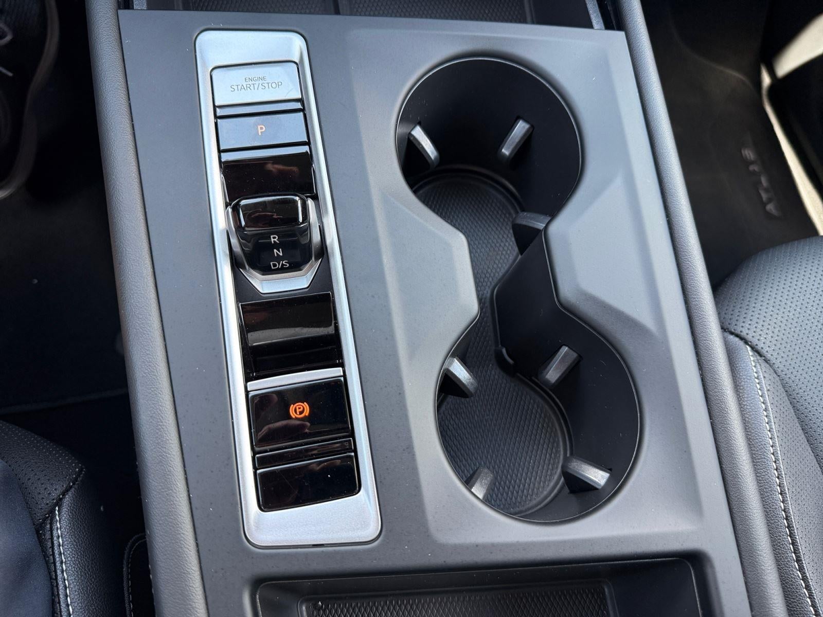 2024 Volkswagen Atlas 2.0T SE