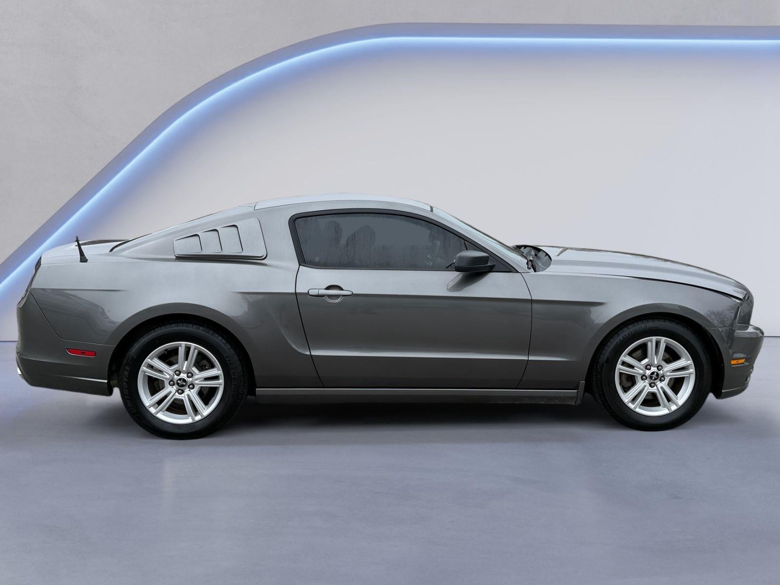 Used 2014 Ford Mustang V6 with VIN 1ZVBP8AM8E5303295 for sale in Alcoa, TN