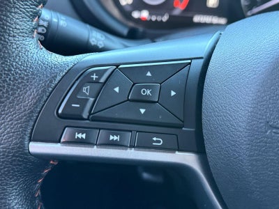 2022 Nissan Kicks SR