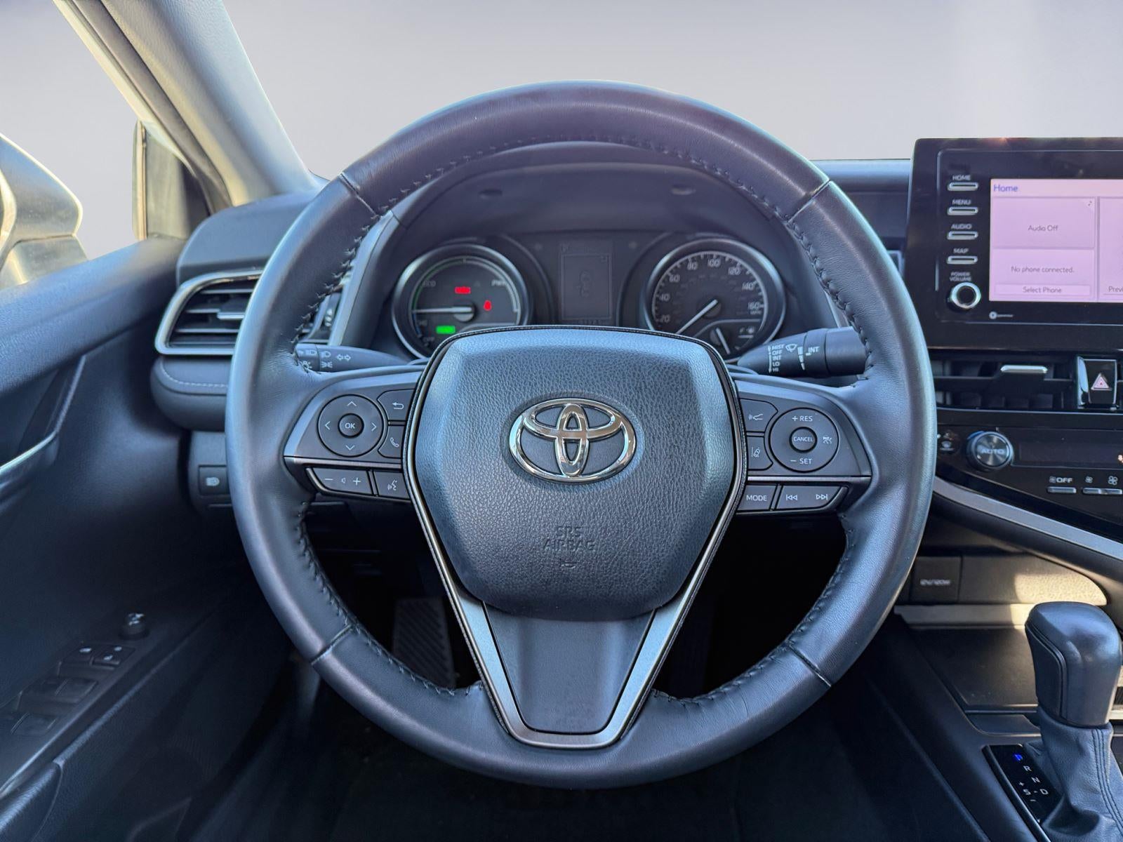2022 Toyota Camry Hybrid SE