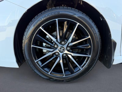 2022 Toyota Camry Hybrid SE