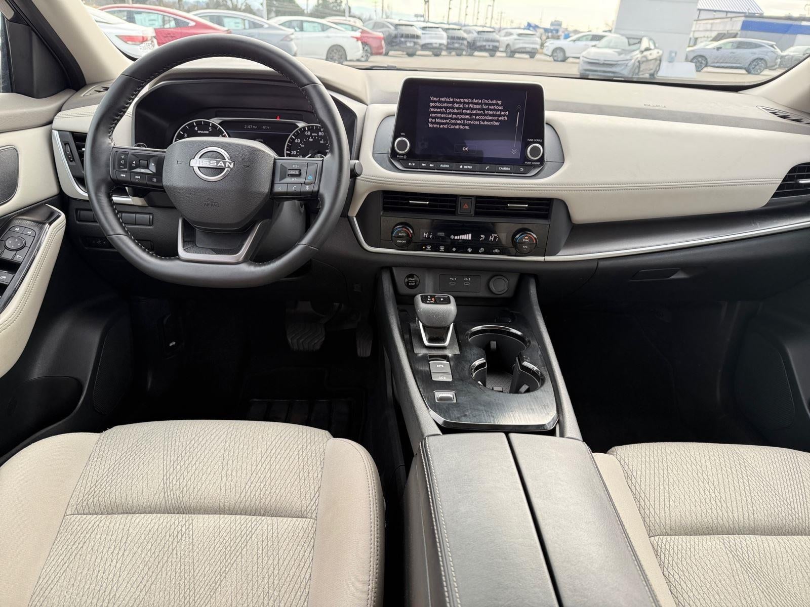 2025 Nissan Rogue SV