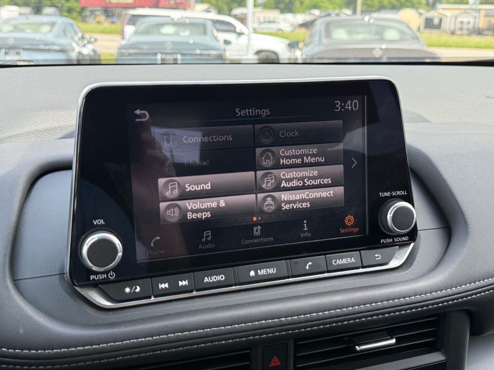 2026 Nissan Rogue SV