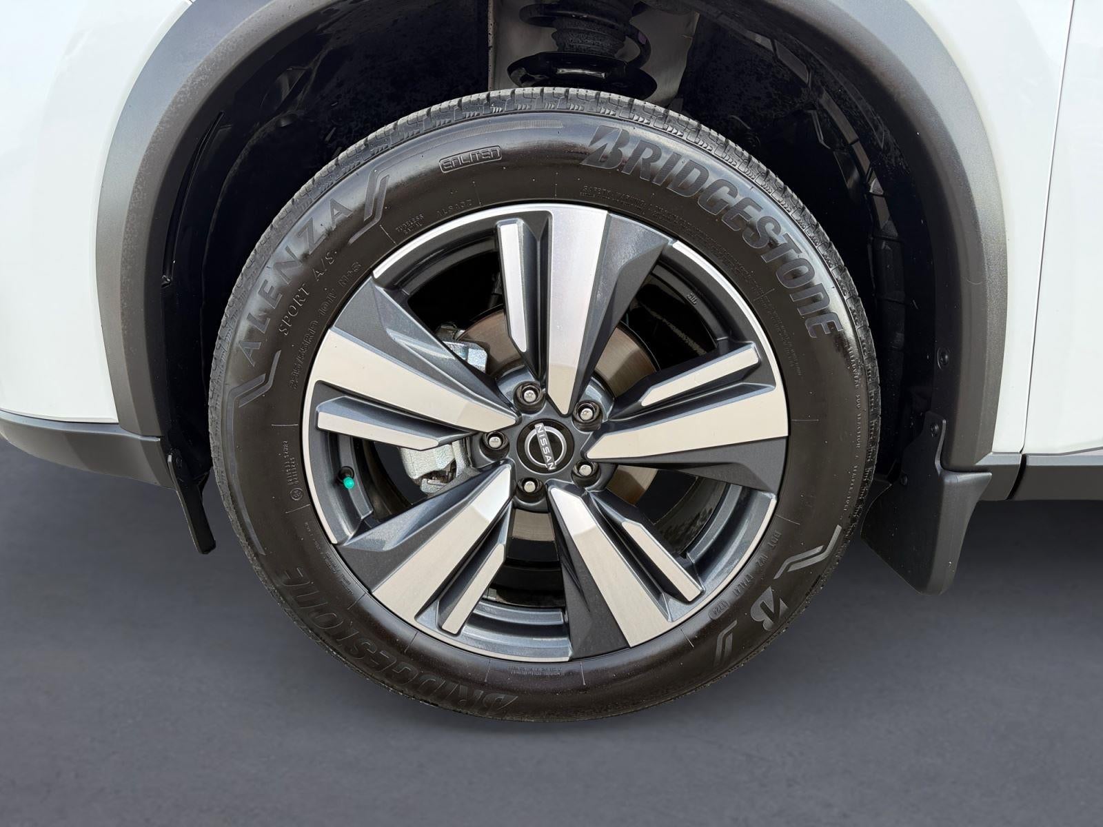 2024 Nissan Rogue SL