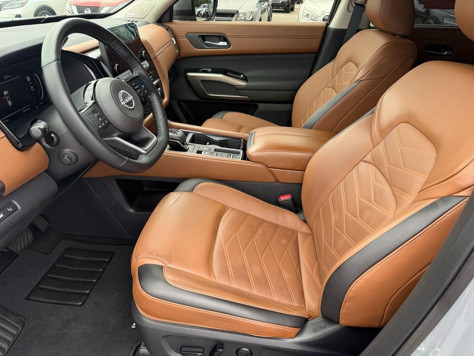 2025 Nissan Pathfinder Platinum