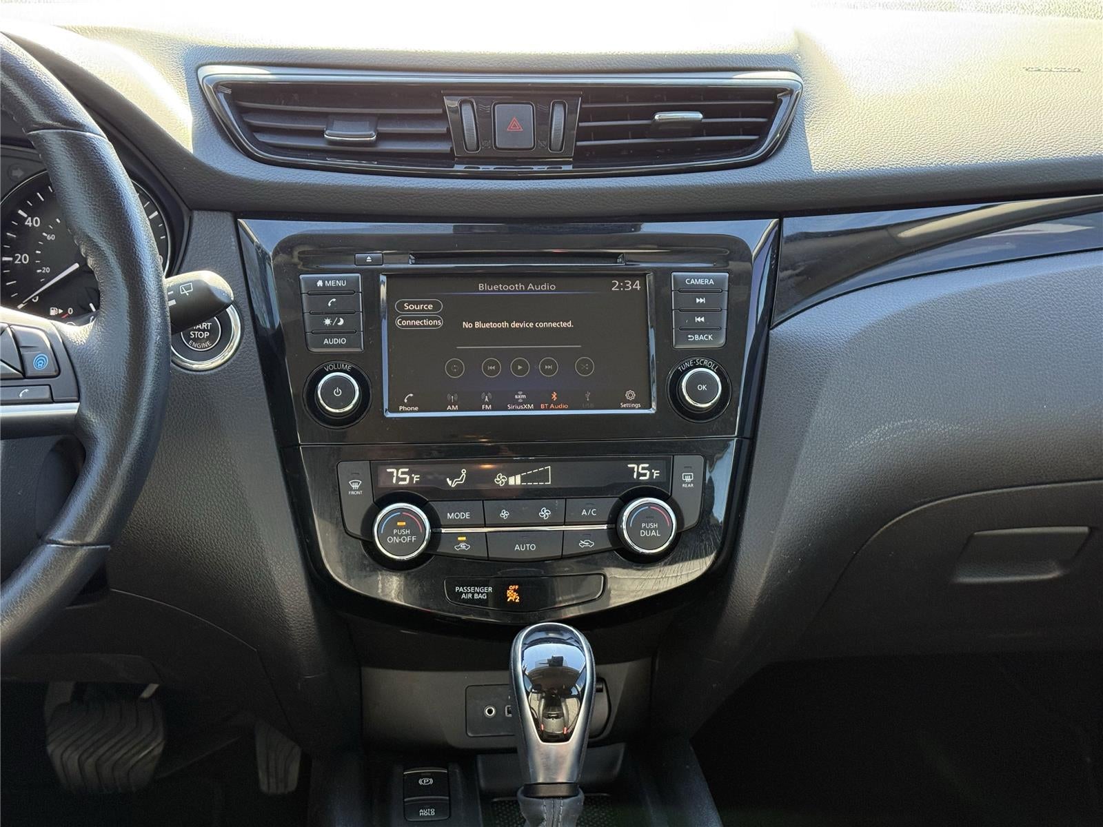 2022 Nissan Rogue Sport SV