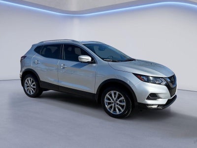 2022 Nissan Rogue Sport SV