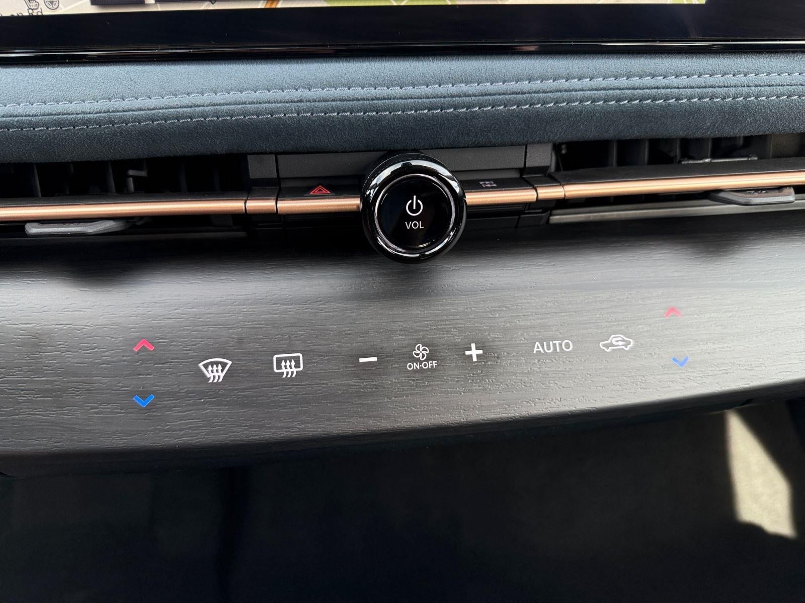 2023 Nissan ARIYA PLATINUM+