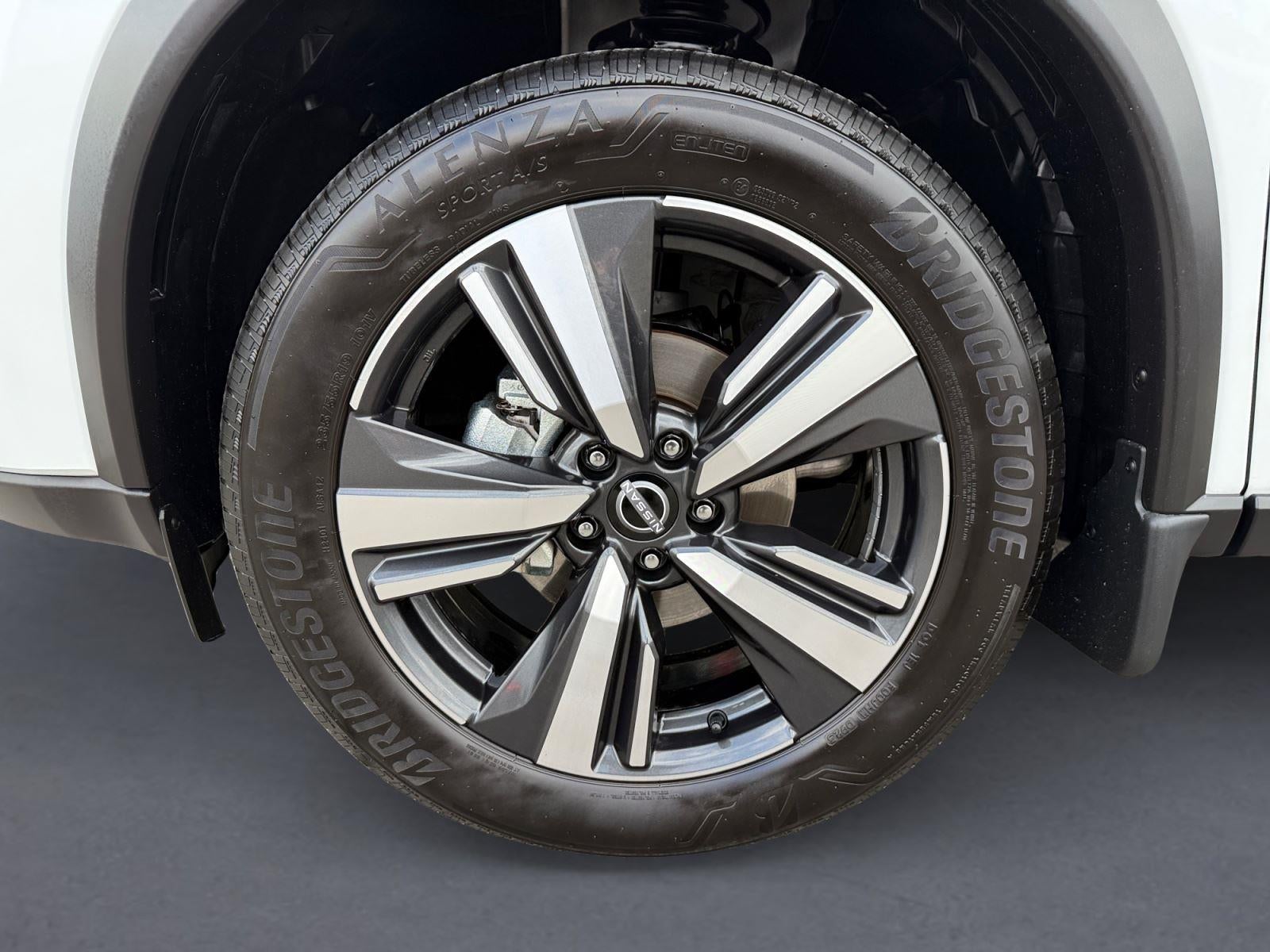 2025 Nissan Rogue SL