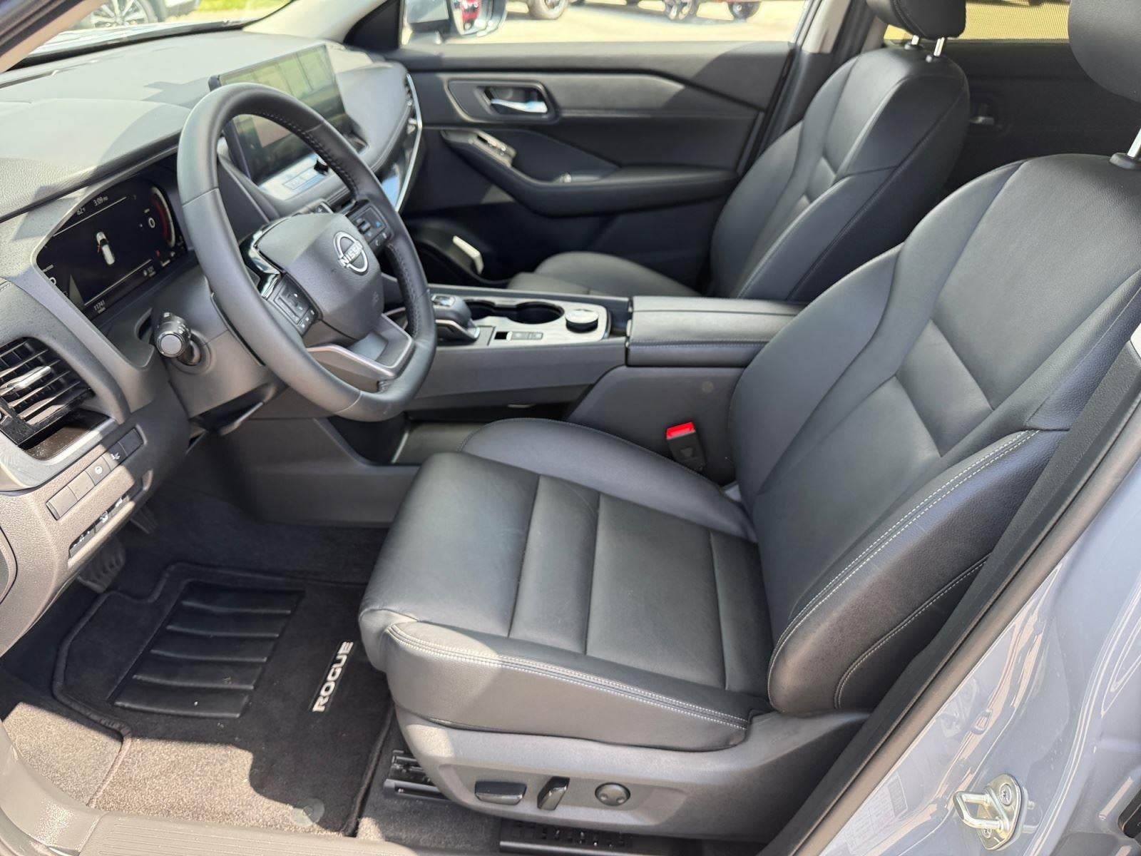 2025 Nissan Rogue SL