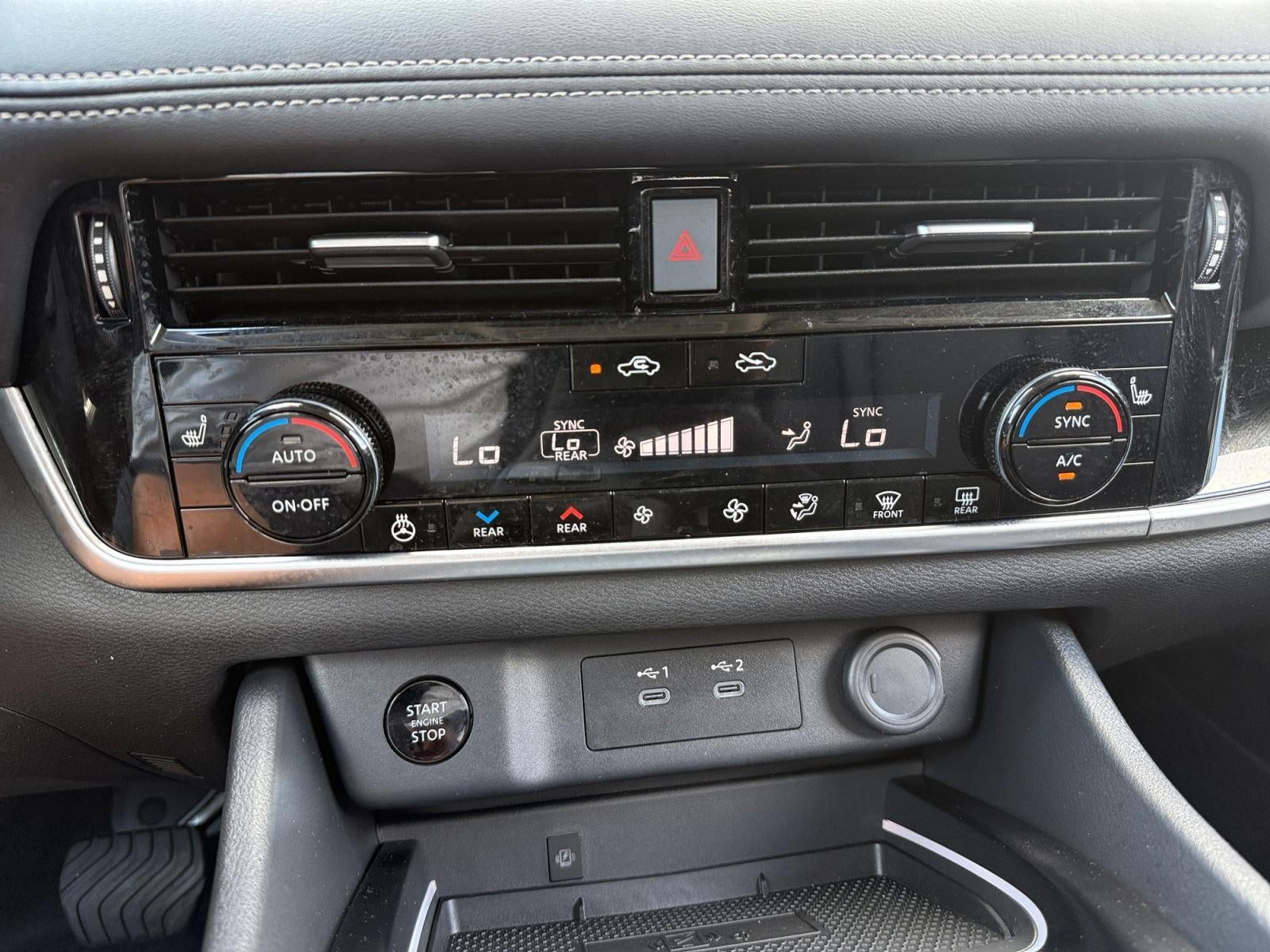 2025 Nissan Rogue SL