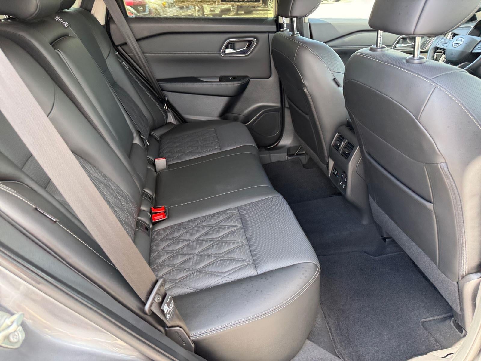 2025 Nissan ROGUE PLAT