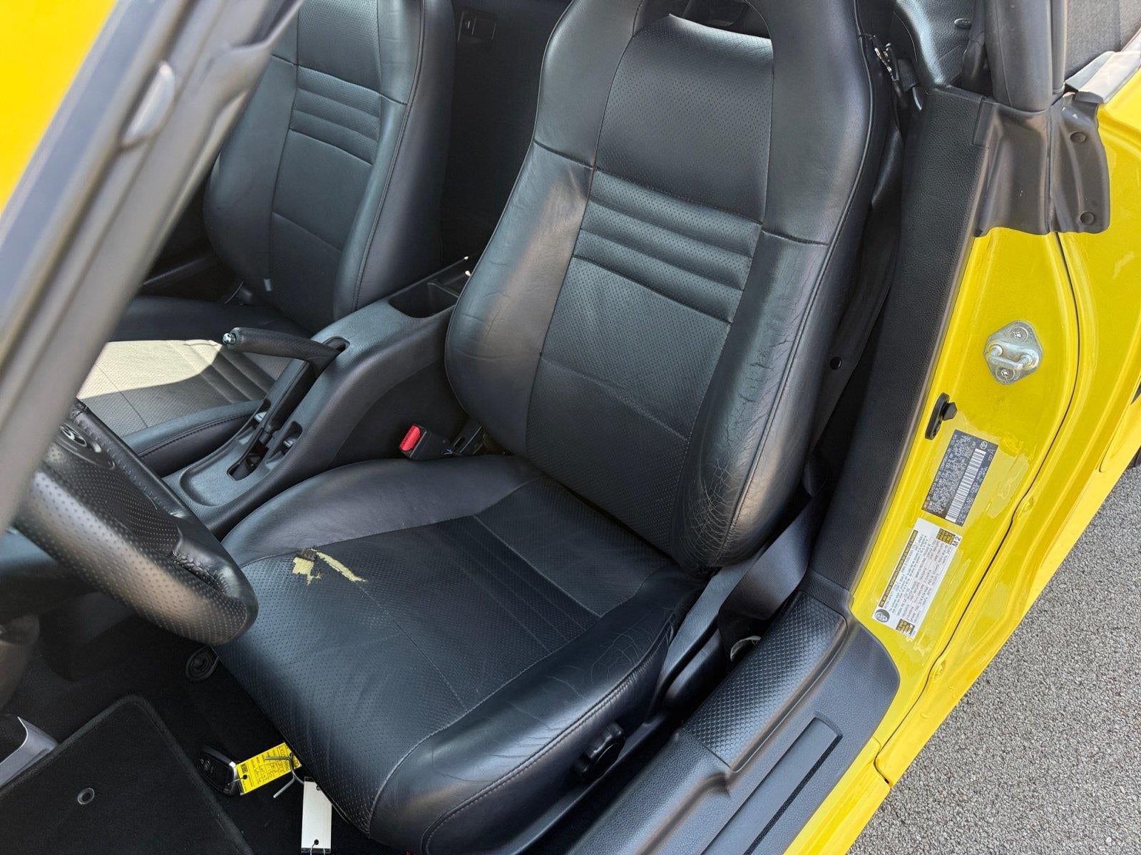 2004 Toyota Mr2 Base