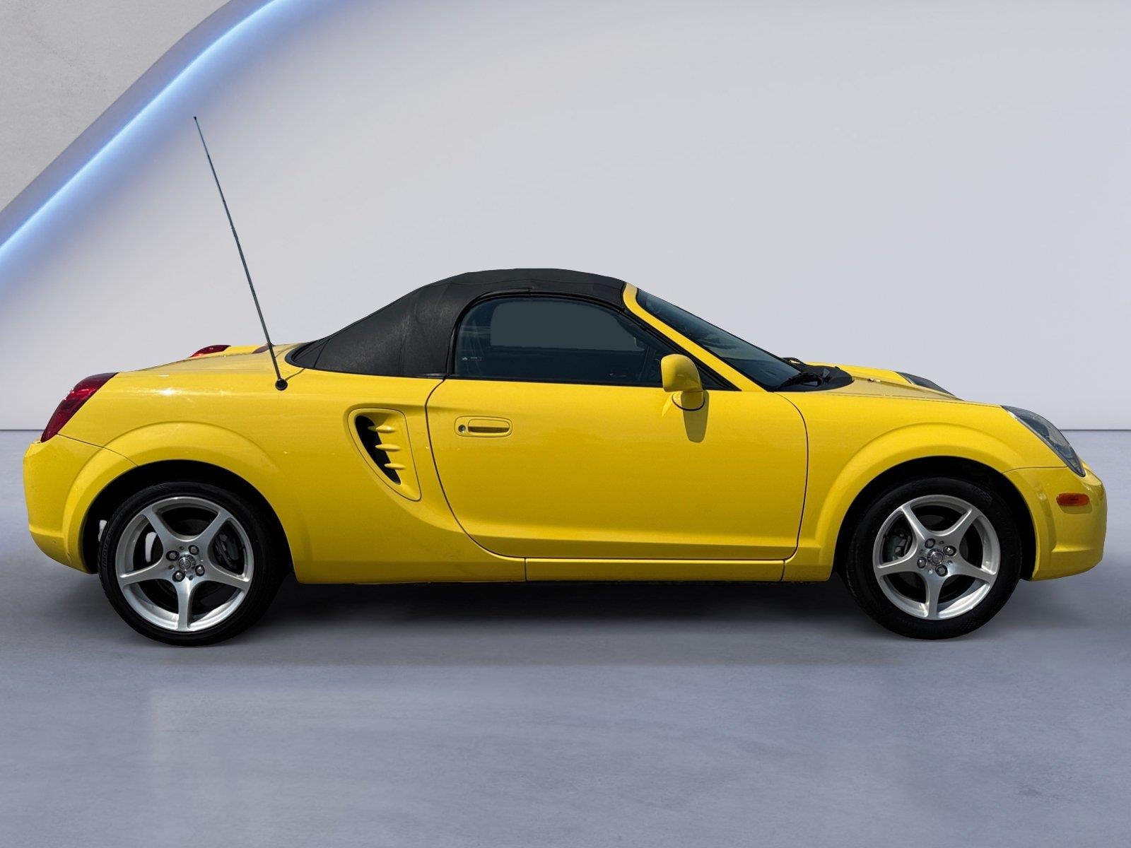 2004 Toyota Mr2 Base