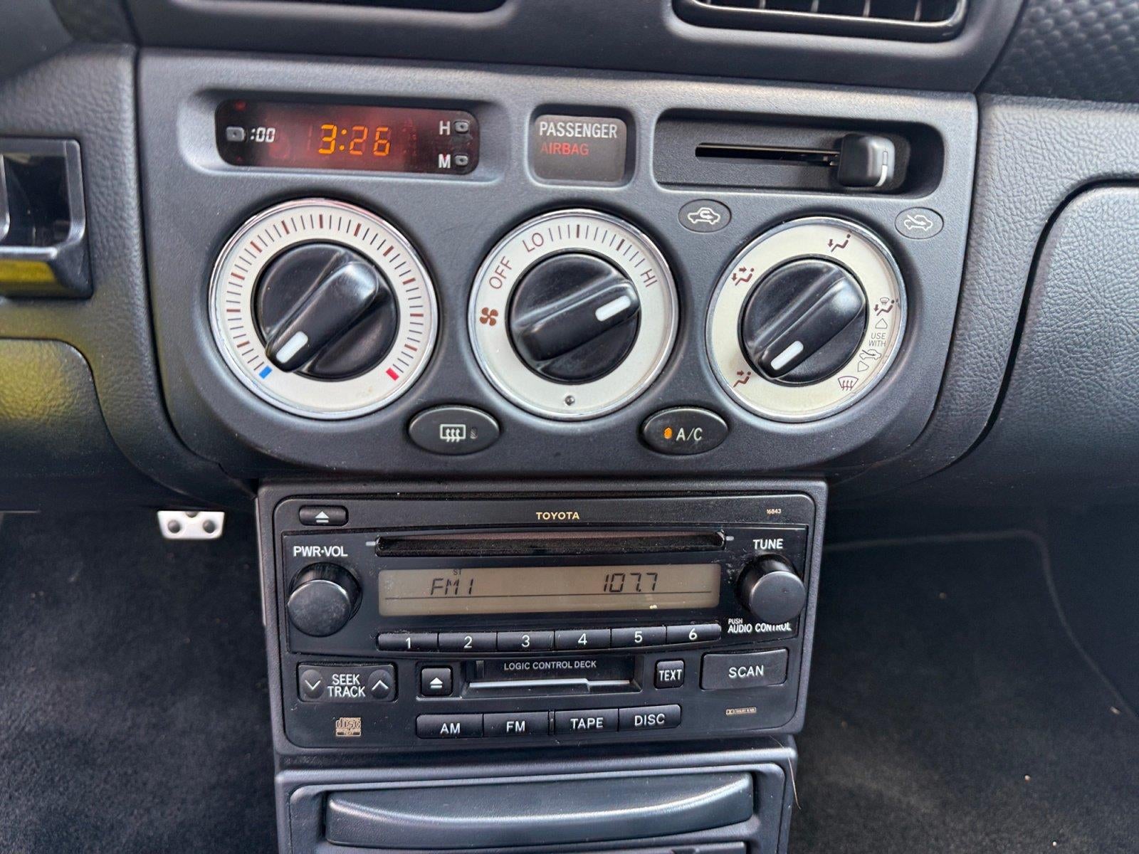 2004 Toyota Mr2 Base