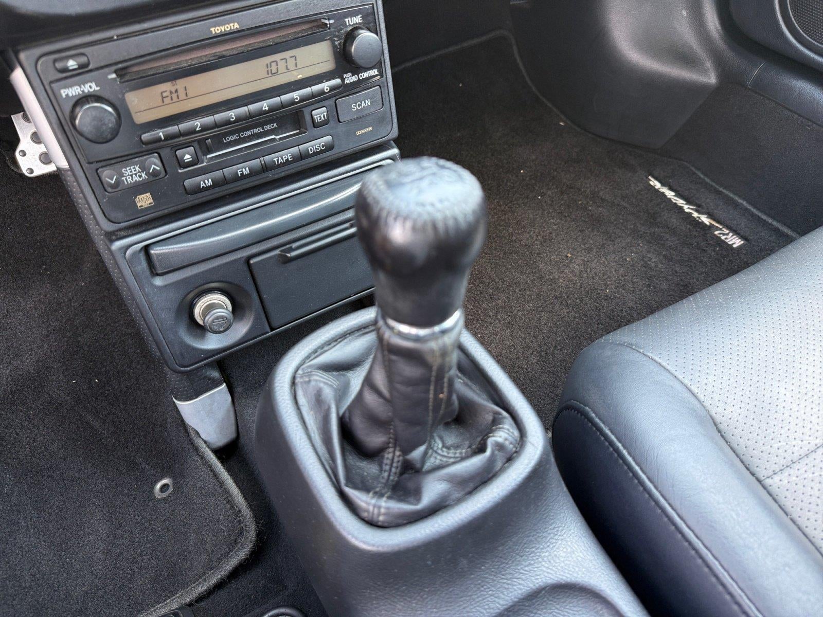 2004 Toyota Mr2 Base
