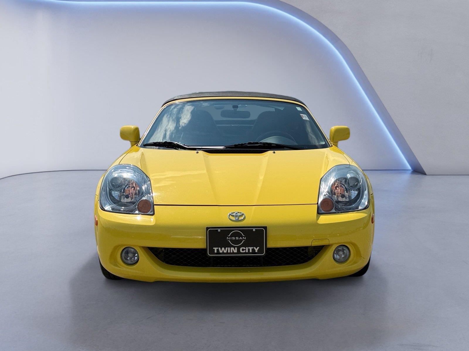 2004 Toyota Mr2 Base