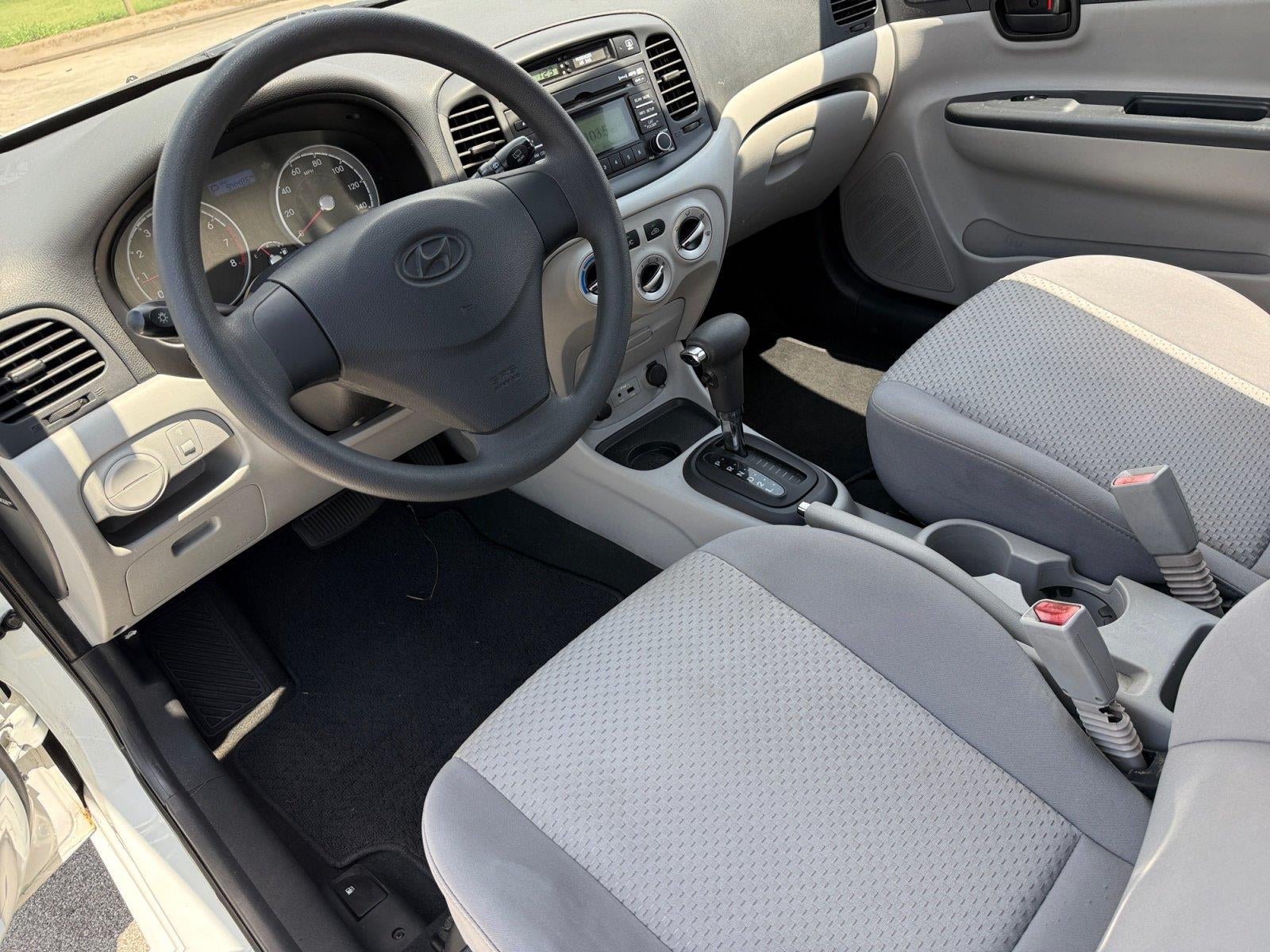 2010 Hyundai Accent GS