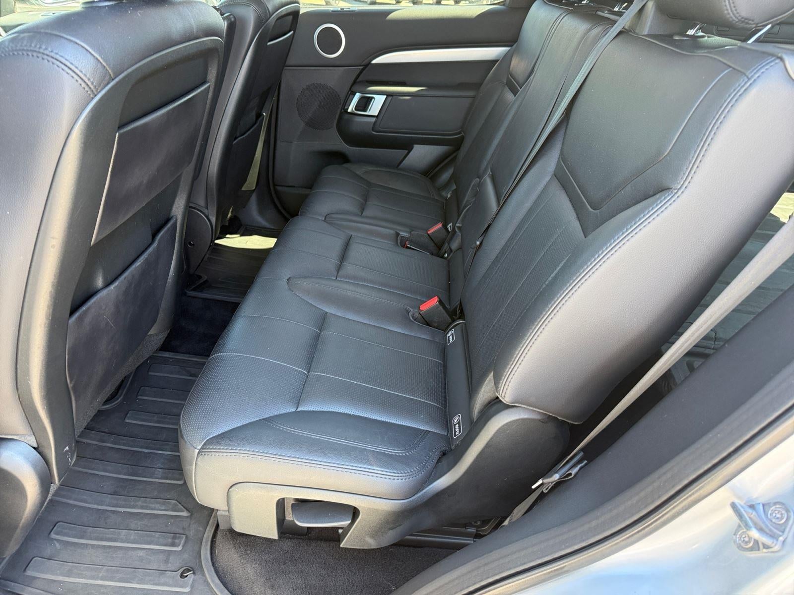 2020 Land Rover Discovery Landmark Edition