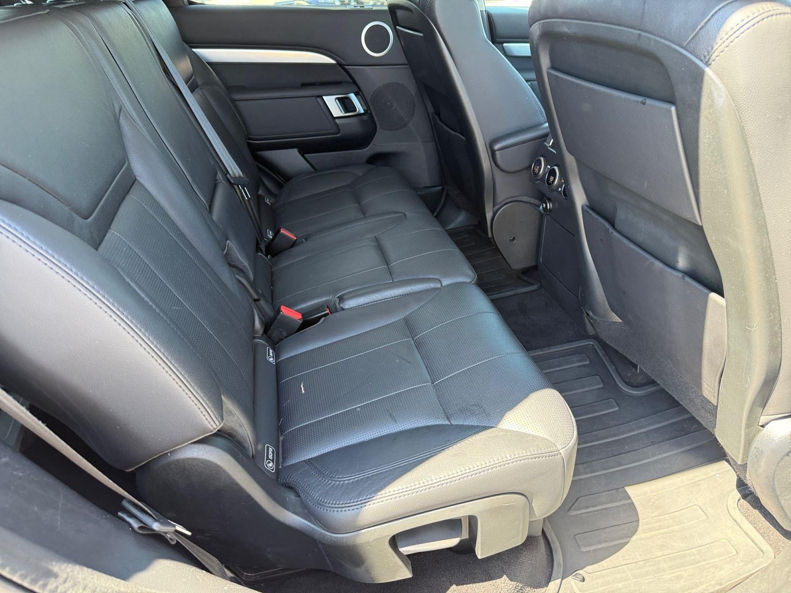 2020 Land Rover Discovery Landmark Edition