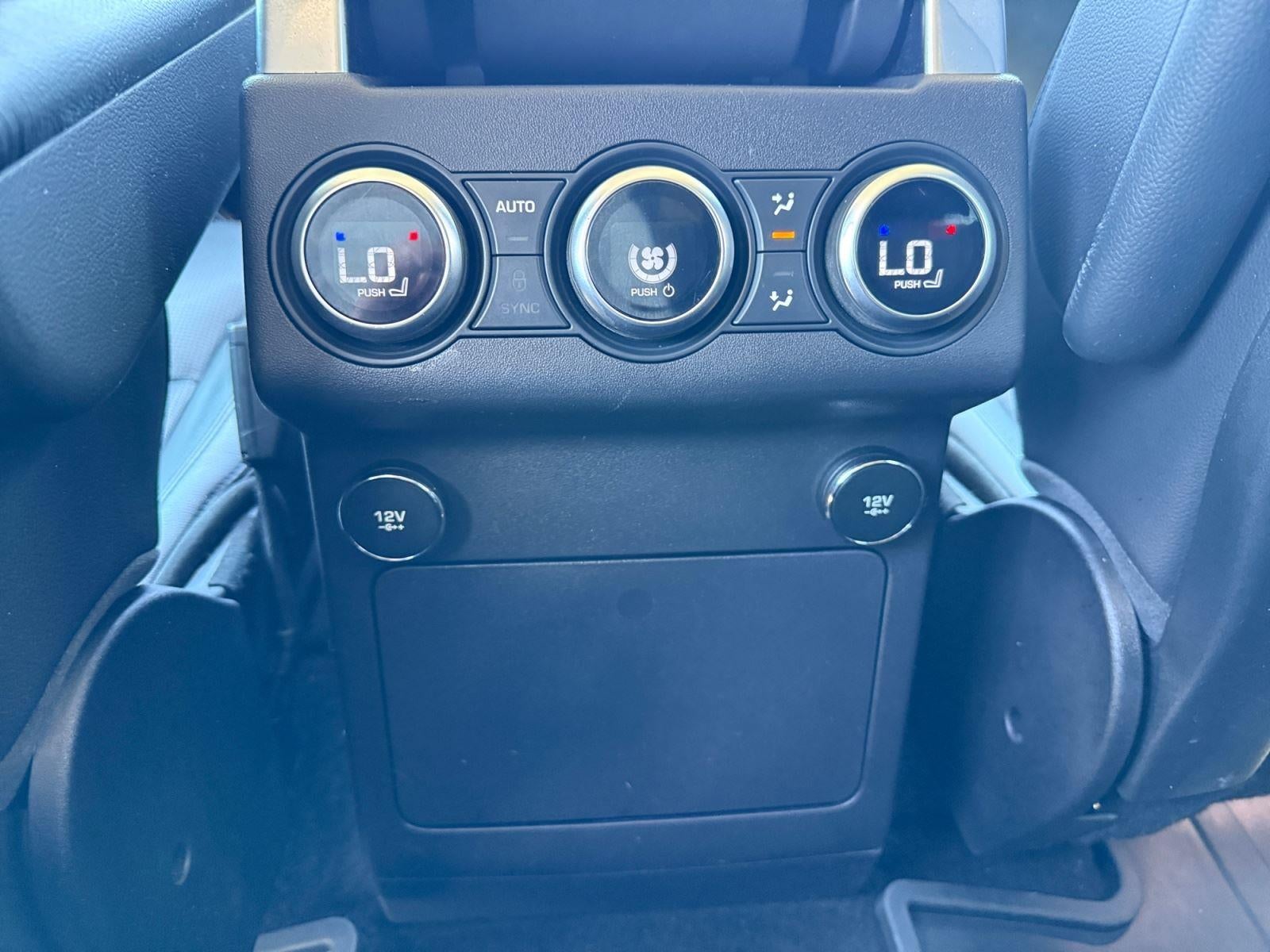 2020 Land Rover Discovery Landmark Edition