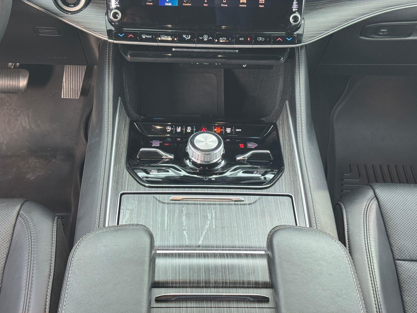 2023 Jeep Wagoneer Series III