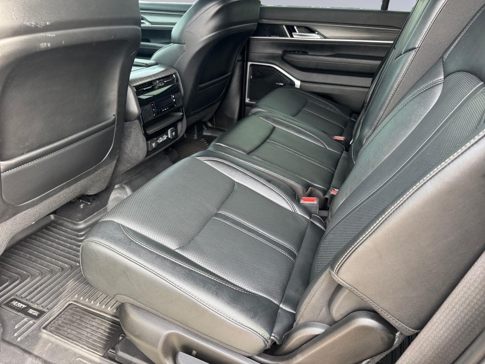 2023 Jeep Wagoneer Series III