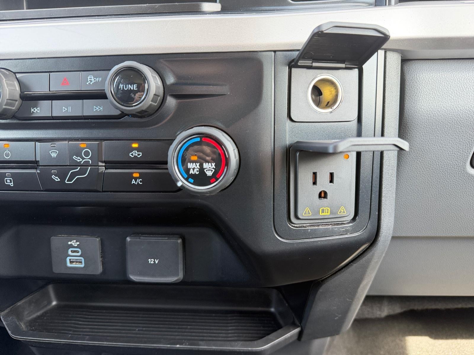 2025 Ford Super Duty F-250 SRW XLT