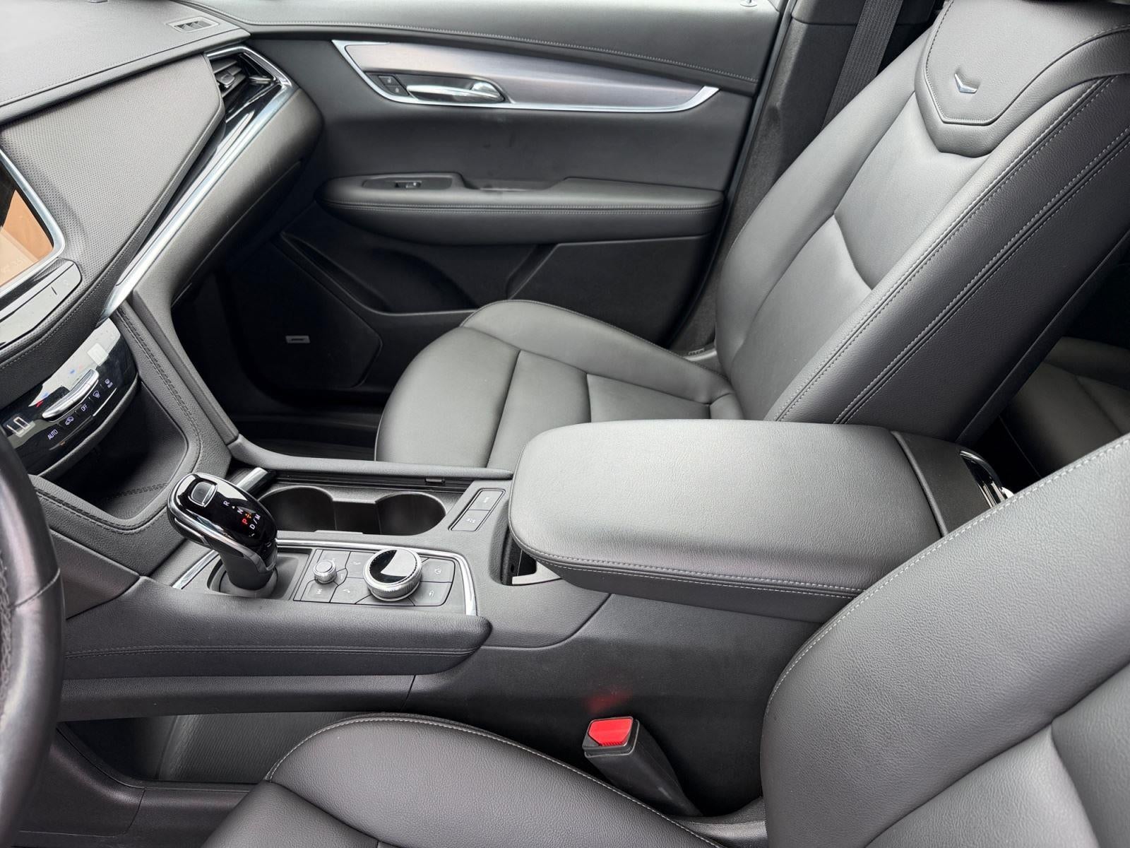 2024 Cadillac XT6 AWD Luxury