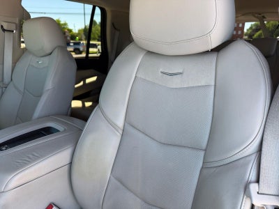2016 Cadillac Escalade Luxury Collection